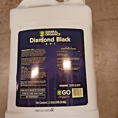Phân hữu cơ Humic Acid Diamond Black 0-0-1 - 9.46 lít