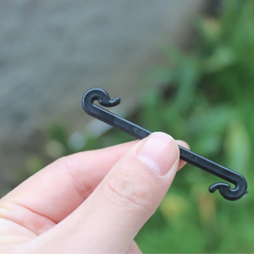 Móc đen cố định dây nho - Gói 20 cái