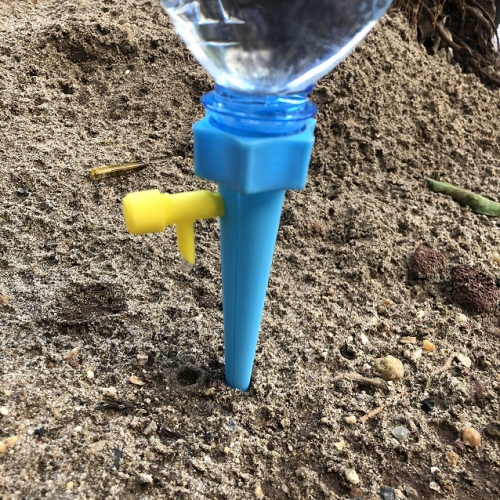 Đầu tưới nhỏ giọt gắn chai nước